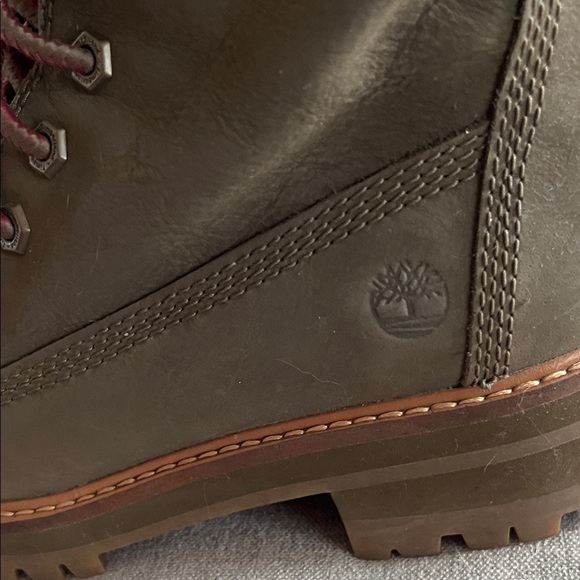 Timberland Courmayeur Valley Olive Green Boots with Burgundy Highlights - Picture 2 of 14